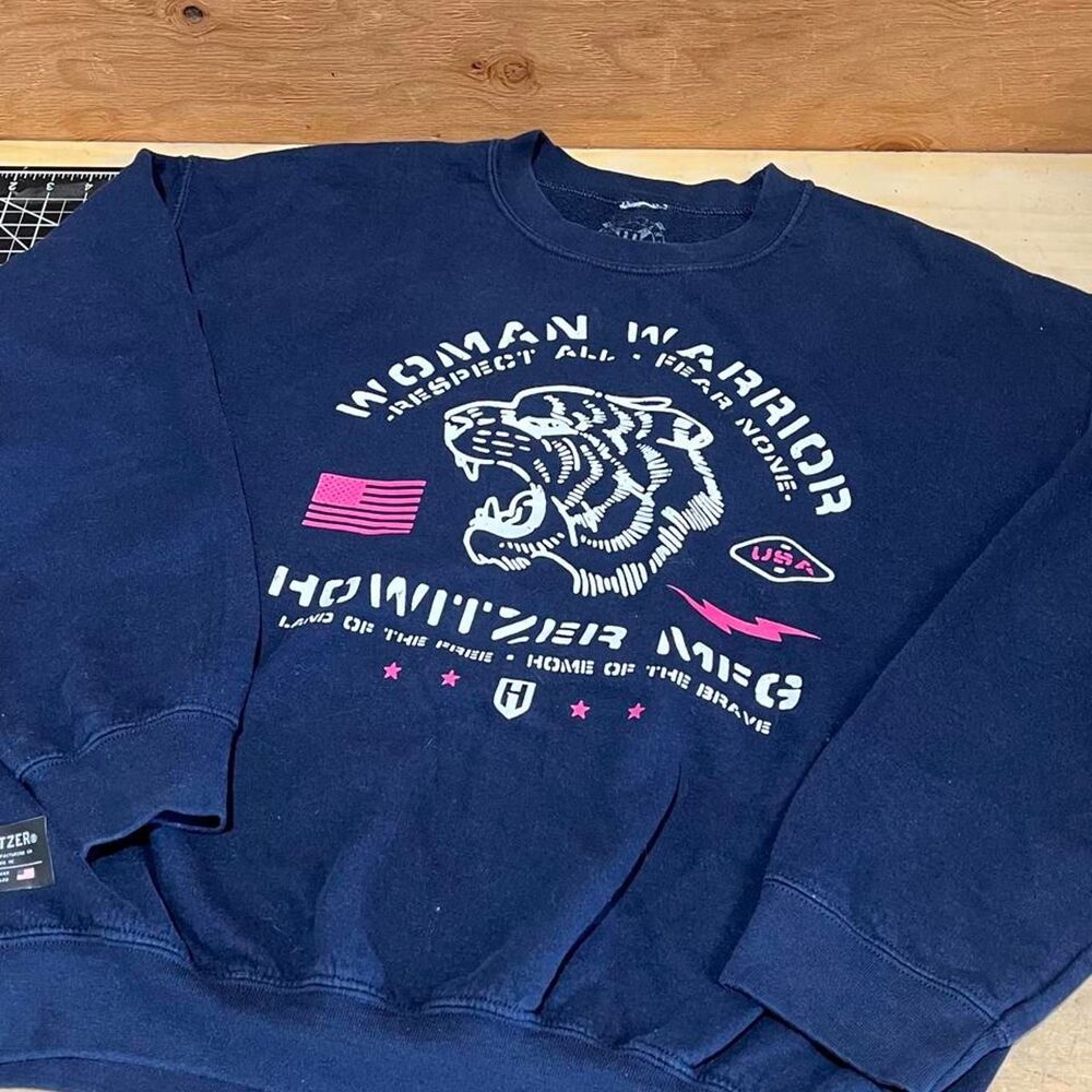 Howitzer Women's Navy and Blue Sweatshirt